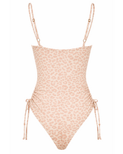 Cargar imagen en el visor de la galería, Alessia beige Animal print
