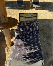 Cargar imagen en el visor de la galería, Toalla Palmtree
