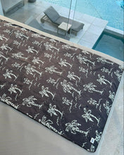 Cargar imagen en el visor de la galería, Toalla Palmtree
