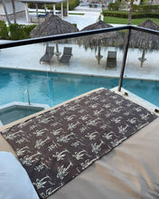 Cargar imagen en el visor de la galería, Toalla Palmtree
